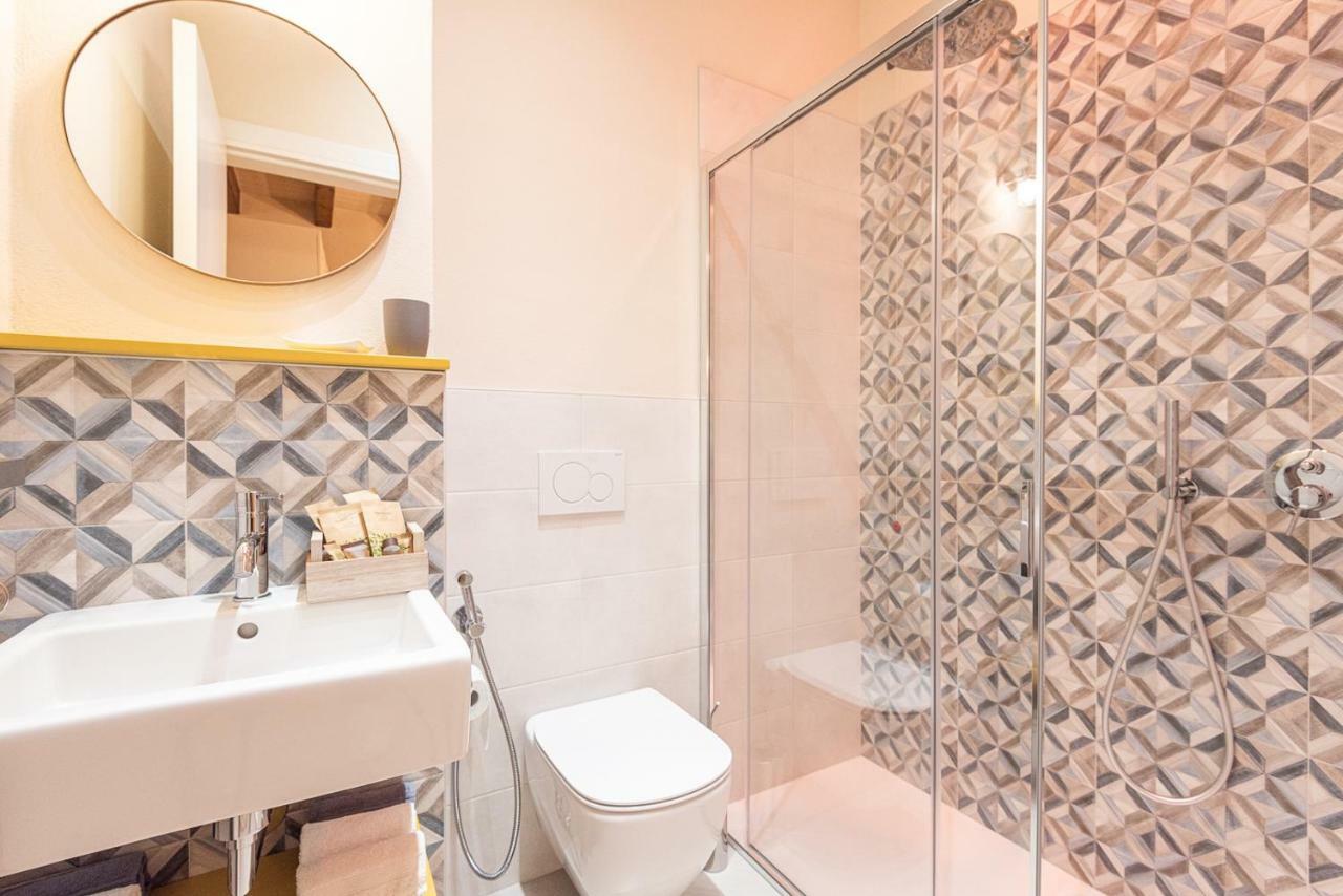 Dreamy Apartment Tre Corone Old Town Desenzano del Garda Eksteriør bilde